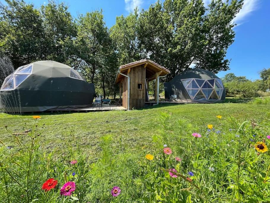 Dome Insolite Lichen Jacuzzi Et Petits-Dejeuners Inclus Gondrin Екстериор снимка